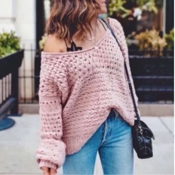 FREE PEOPLE PINK CRASHING WAVES SWEATER - Picture 2 of 10